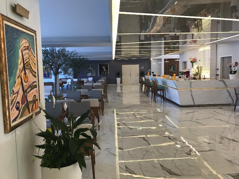 太阳酒店 内乌姆 外观 照片